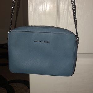 Michale Kors crossbody purse